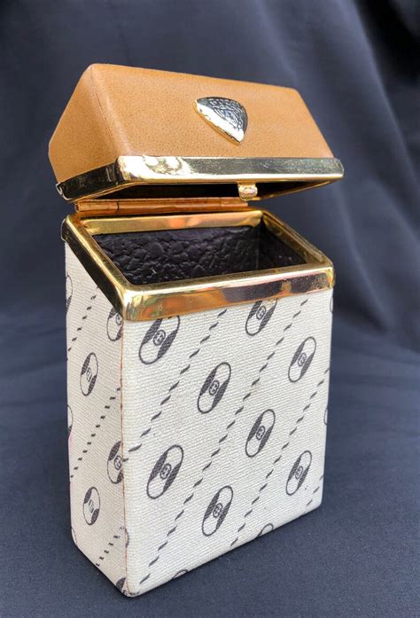 gucci cigarette case vintage